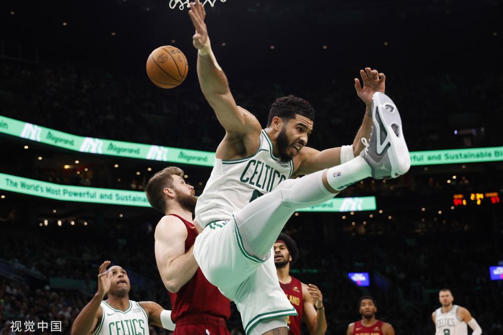 她最近几季 她最近几季